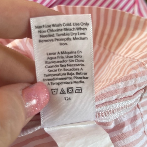 NWT Free Assembly 100% cotton long sleeve V-Neck peasant blouse 👚 - Picture 8 of 8